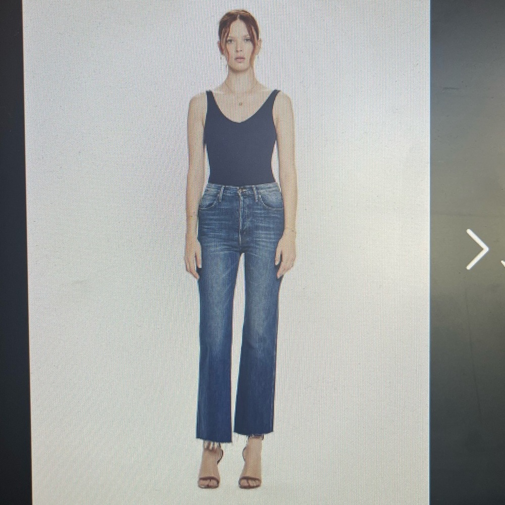 Mother Denim - The stripper Weekender Fray in Just One Sip wash